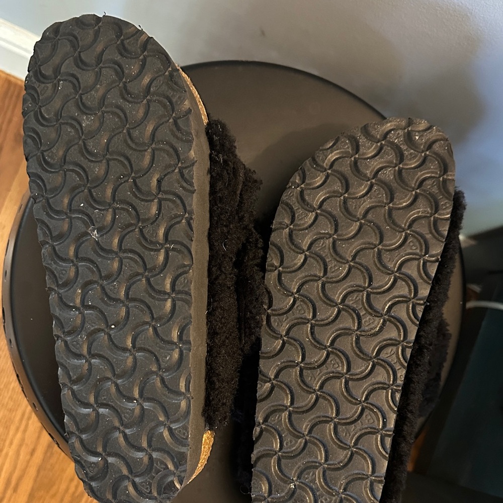 Birkenstock Papillio Arizona Black Teddy Shearling Sandal (Size: 40) - Picture 4 of 6